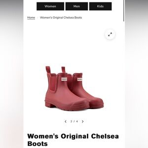 Women’s Hunter Military Red Chelsea Rainboots Size 8